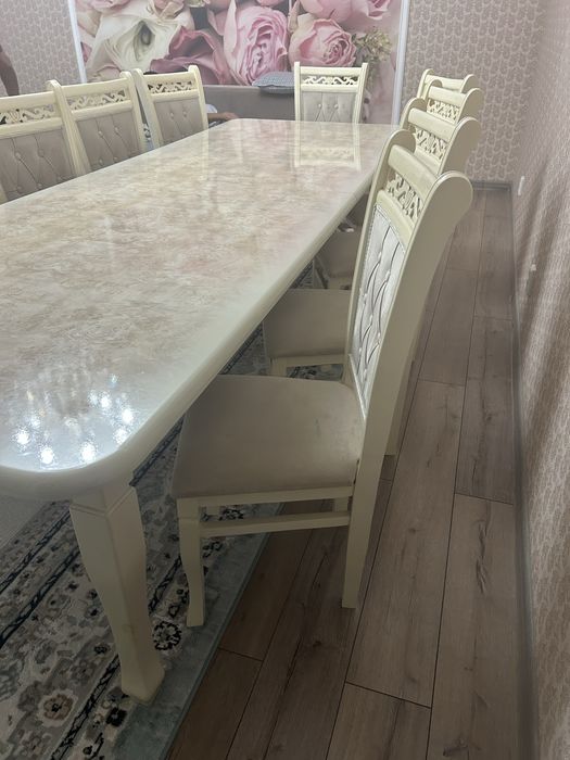 Продам стол со стульями