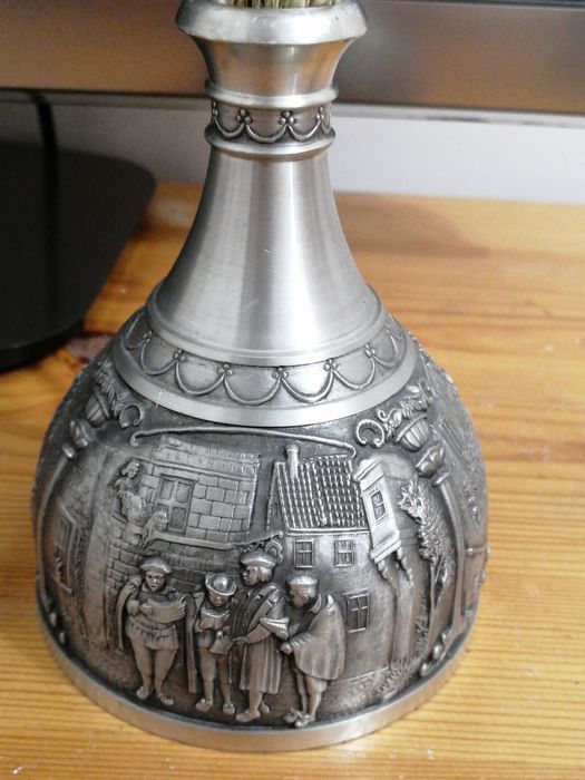 Набор из олова в отличном состоянии