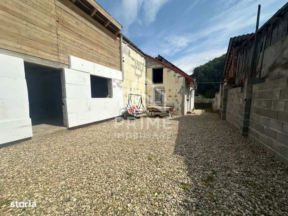 Casa Individuala 120 mp| teren 380 mp| zona Cugir