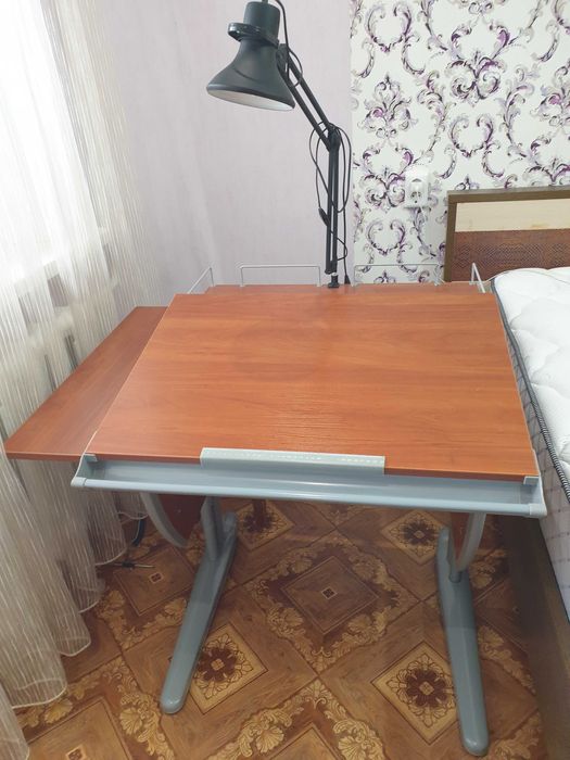 Детская парта Дэми