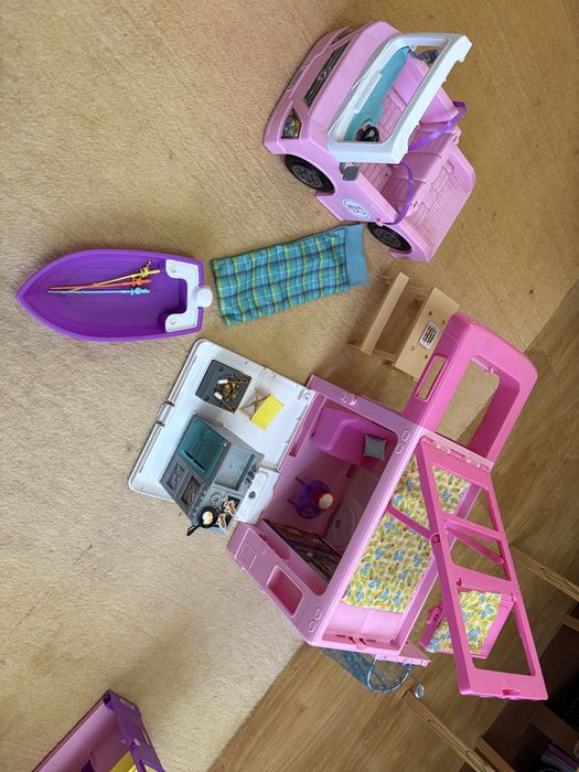 Casa barbie dream house , rulota voyaj, rulota mancare masina si altele