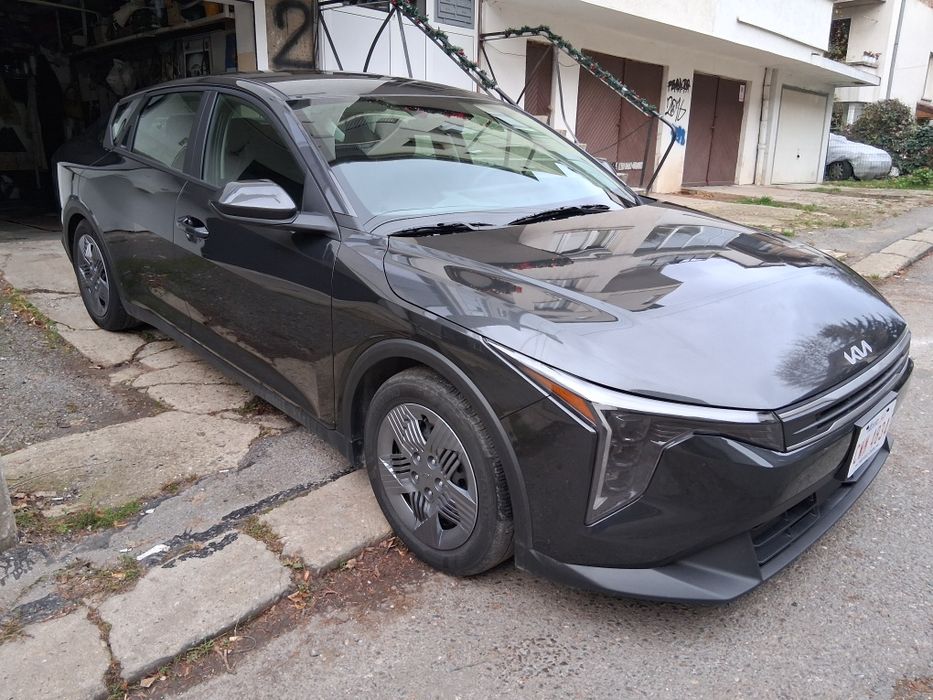 Киа   К4  LX 2.0