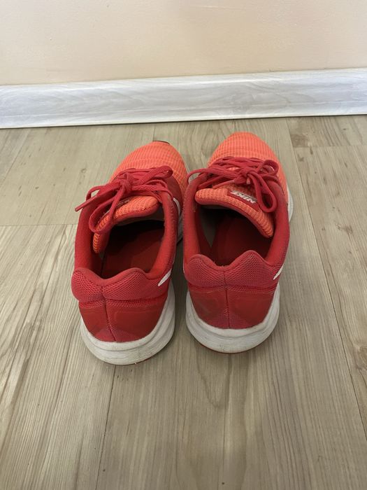 Дамски маратонки Nike