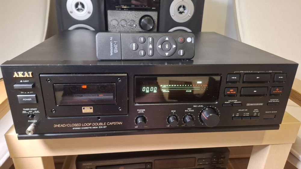 Deck Akai DX-57 3 capete dual capstan walkman Sony casete , casetofon portabil