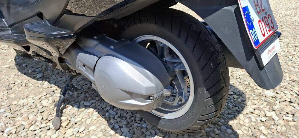 Suzuki burgman 400