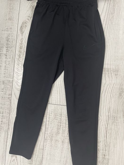 Спортен екип Nike