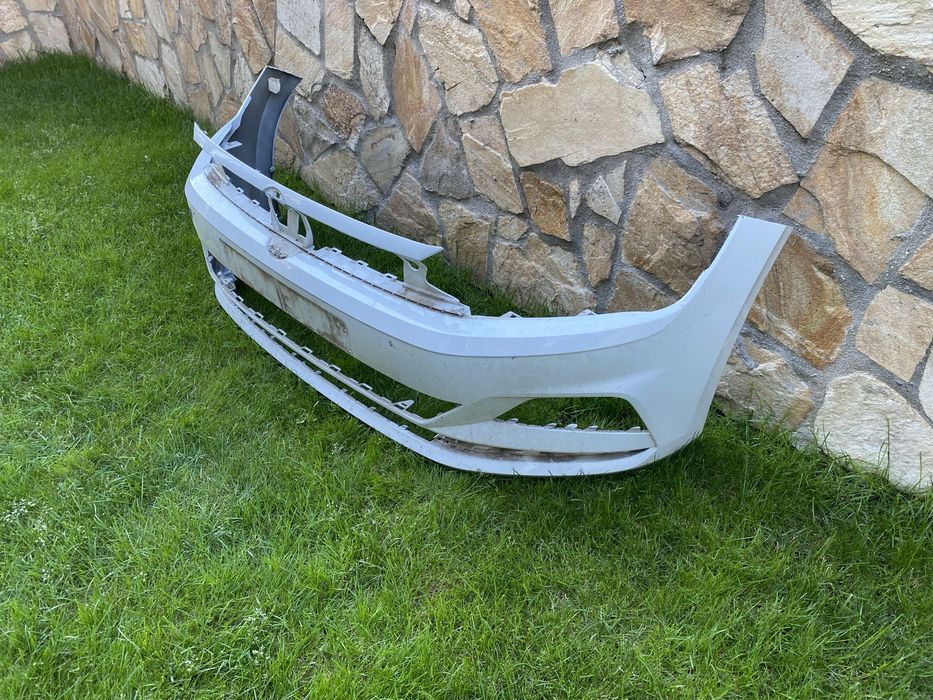 Броня предна за фолксваген поло 2018г