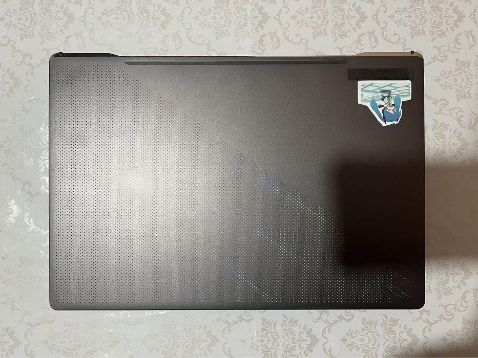 Игровой ноутбук ASUS ROG Zephyrus G15