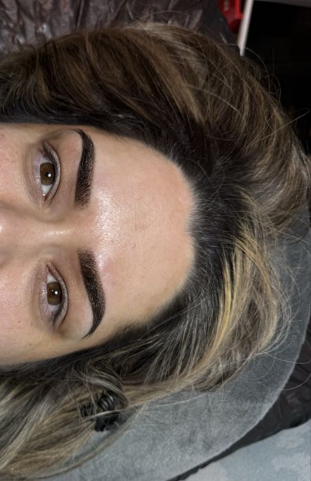 Micropigmentare sprâncene & buze