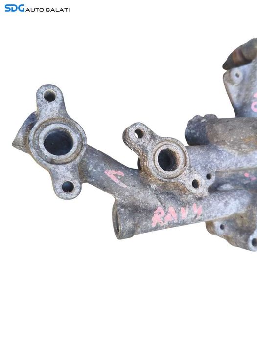 Suport Carcasa Filtru Ulei Radiator Termoflot Toyota Rav 4 2.2 D 2006 - 2012 Cod 1578126010 ( Prezinta un Dinte Rupt ) [LR1998]