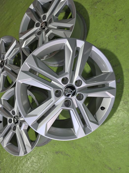 17 5x112 Vw T Rock Golf Touran Caddy лети джанти 5х112 тоарана кади