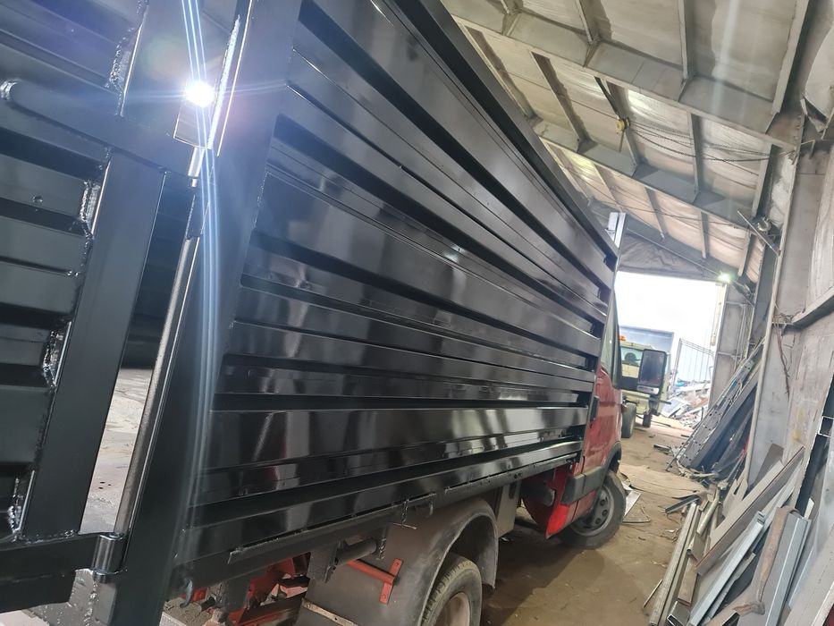 Bena basculabila trilateral orice tip lungime sau tonaj  iveco Mercede