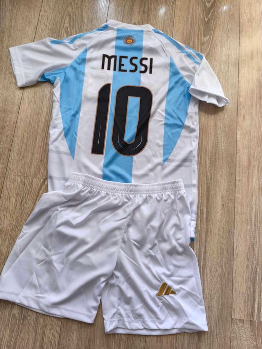 Детски футболни екипи ХАЛАНД, Мбапе Меси РоналдоЯминЯмал Леброн Джеймс