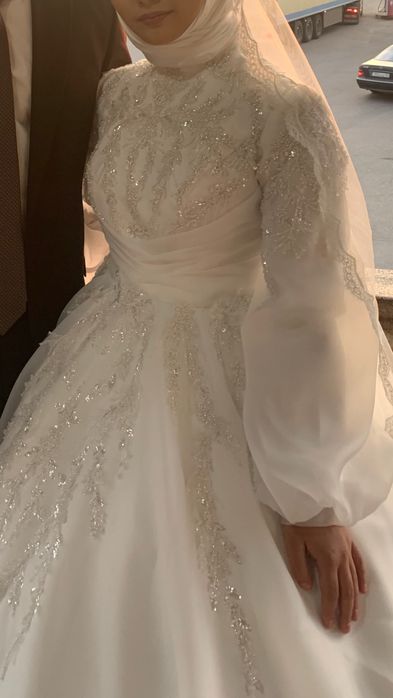 Свадебное платье (закрытое)