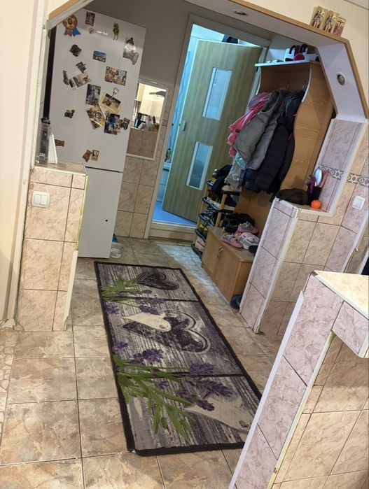 Inchiriez apartament