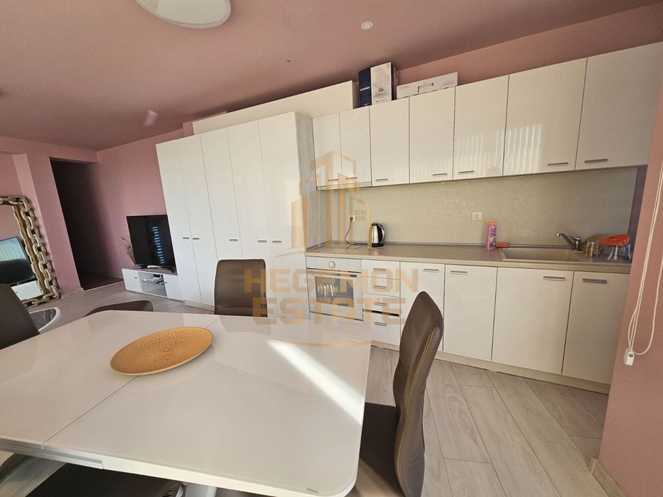 Продава се Двустаен апартамент в Балчик - 65 кв.м за 2231 €/кв.м - Снимка #2