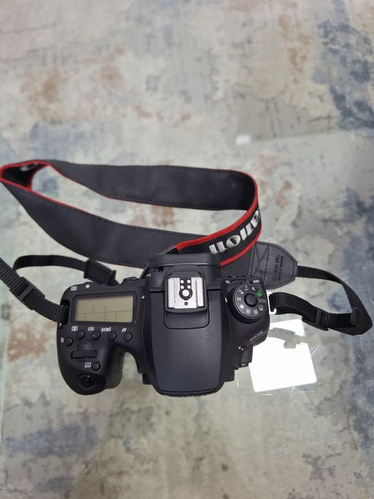 Canon 90D + 18-135mm IS USM | Ca nou, folosit doar in studio foto