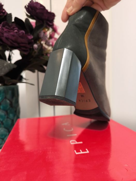 Botine/Ghete elegante din piele naturala