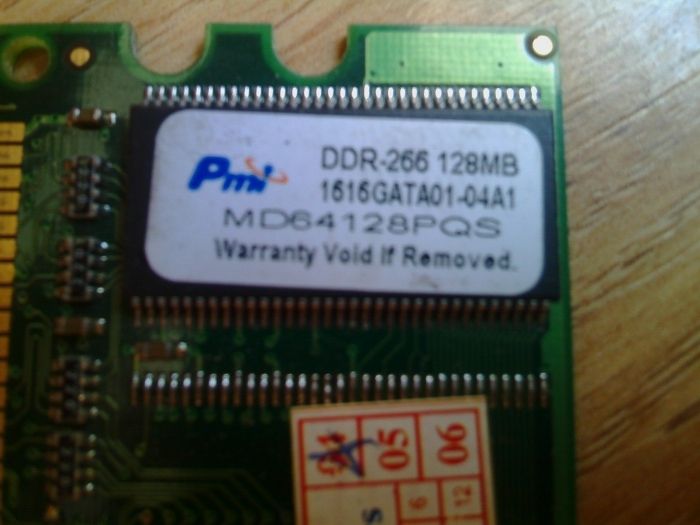 Оперативная память. DDR2 128 MB, 1GB.