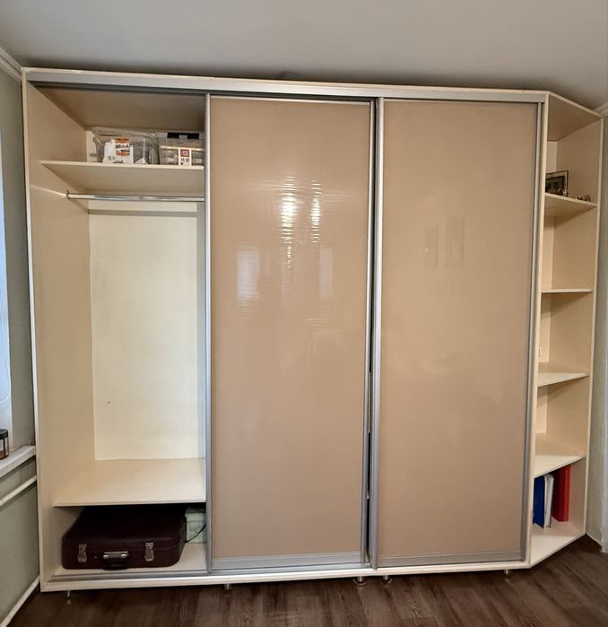 Модульный шкаф для одежды