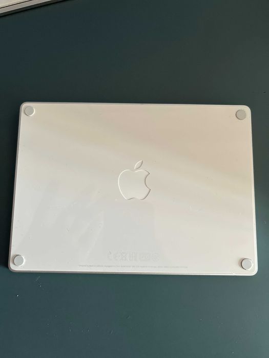 Apple Mac mini M1 16GB RAM / 1TB SSD + Magic Keyboard + Magic Trackpad + Monitor LED IPS LG 29” UltraWide Full HD