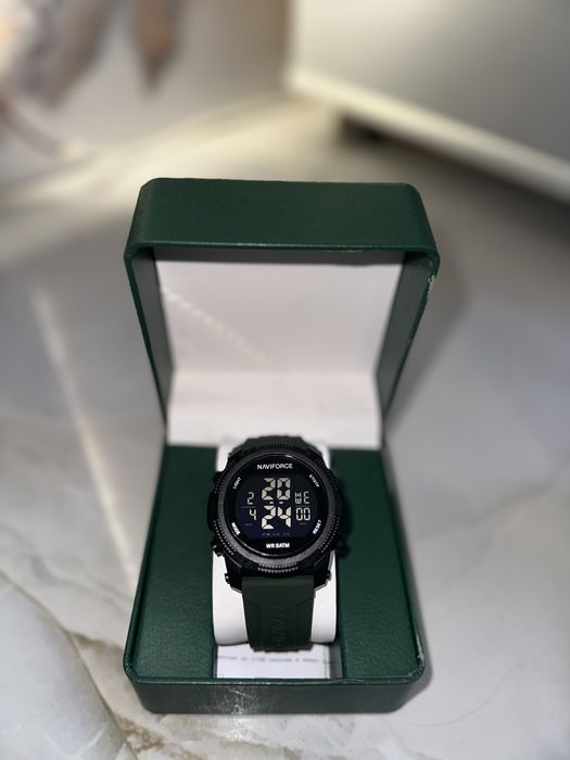 Мъжки Дигитални Часовници - NAVIFORCE - С Подаръчна Кутия
