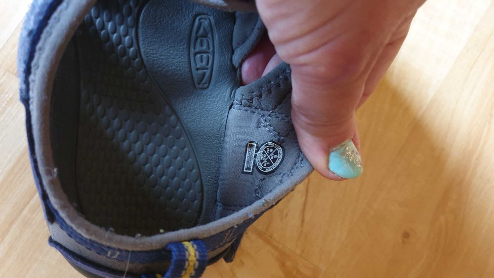 НОВИ Сандали  Keen