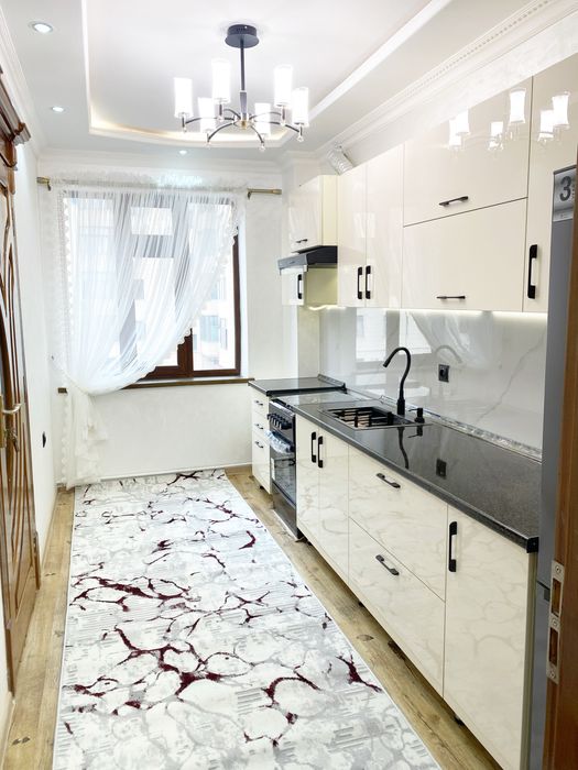 СРОЧНА! Продаёться 3-х комнатная квартира!