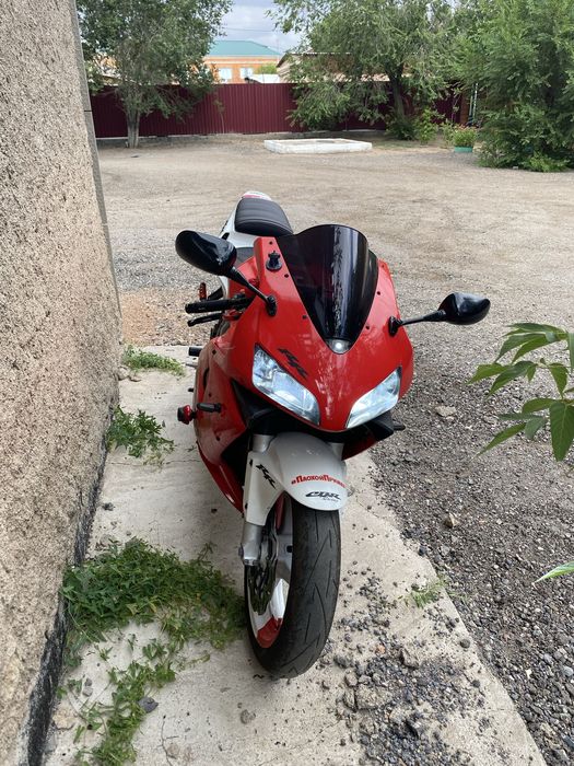 Honda CBR 600RR 2005