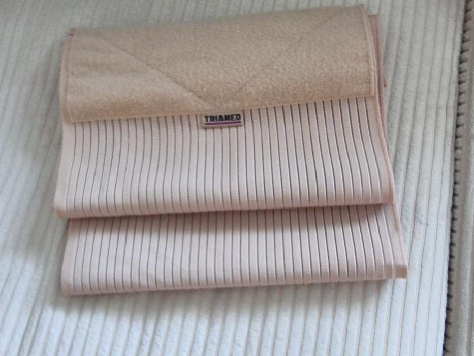 Vand corset abdominal medical pentru  stoma