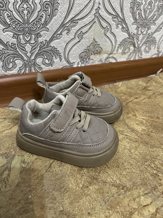 Летний кроссовки