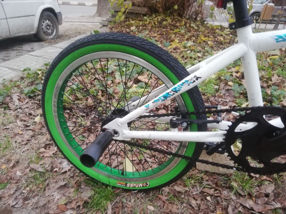 Велосипед BMX Black Box HT