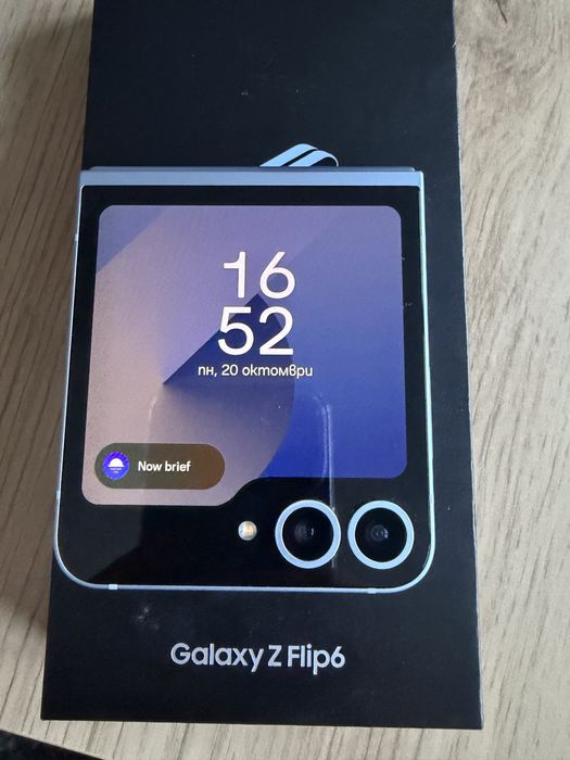 ГАРАНЦИОНЕН! Samsung Galaxy Z Flip 6 256GB Син