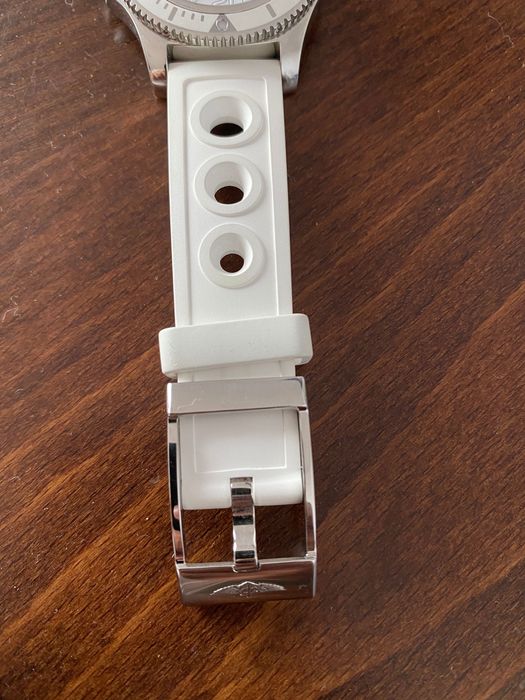 Оригинална каишка за Breitling Superocean 36