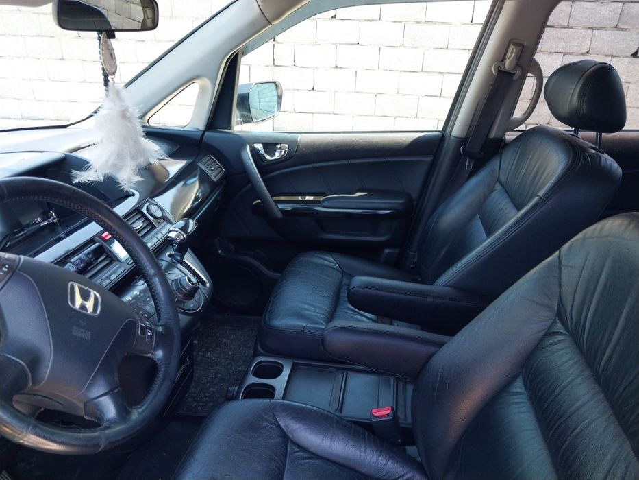 Хонда ЭЛЛЮЗИОН 7 орындық