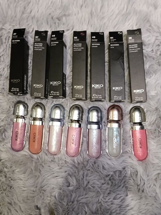 Rujuri Kiko diferite nuante