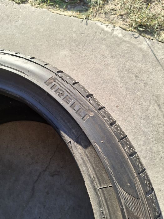 2 Anvelope de vară 305 30 r20 Pirelli