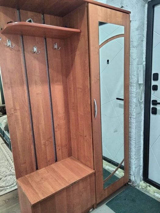 Продам бу прихожую