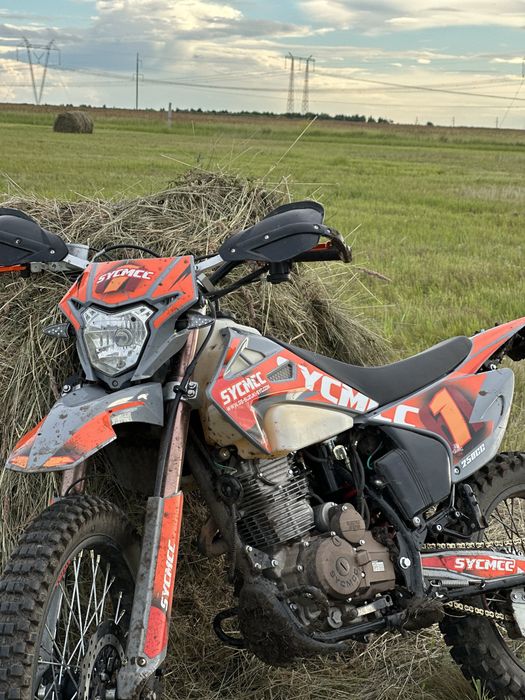Продам мотоцикл Sycmcc 250