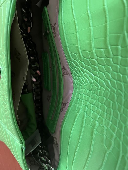 Чисто нова!!Чанта на Steve Madden