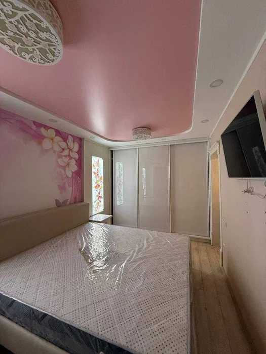 цум Аренда 2 ком Айбек метро и космонавты госпитальный СРОЧНО СДАМ