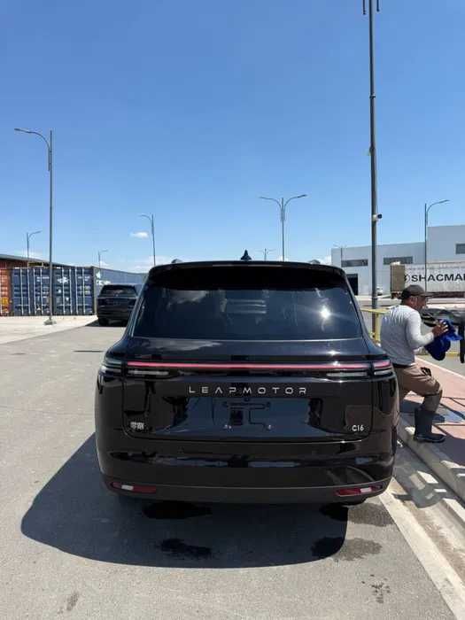 leapmotor c16 luxury lider