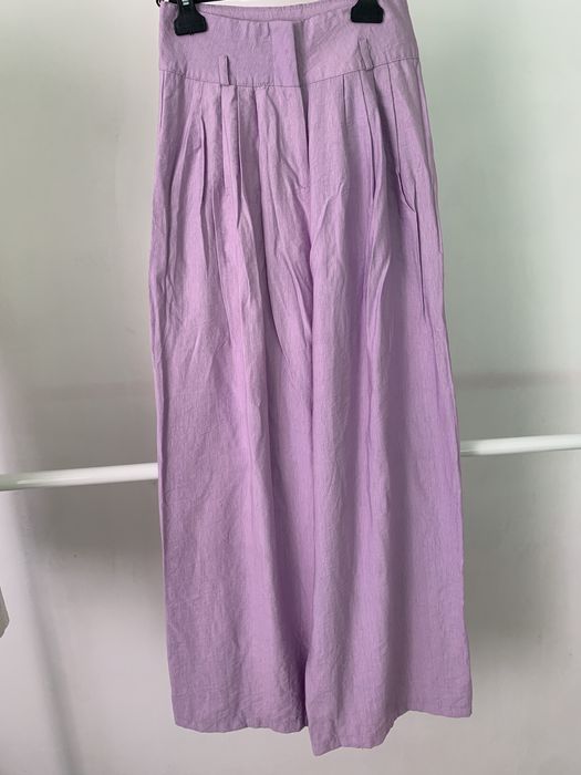 Женская одежда, брюки, юбки