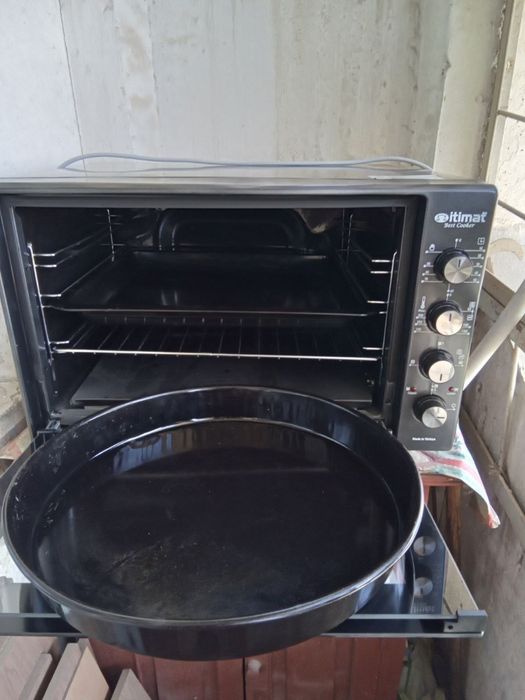 Продам большую электрическую  духовку