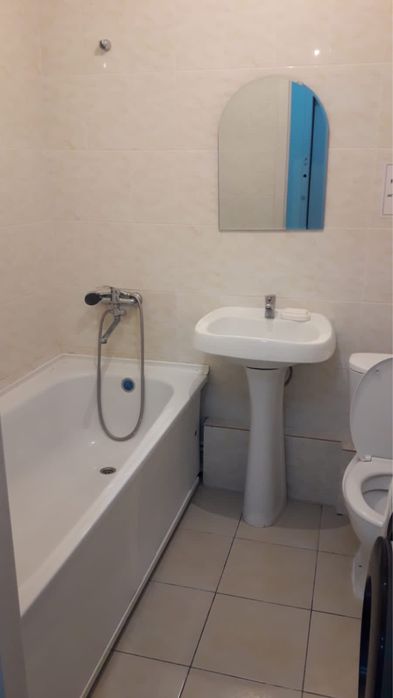 Сдам 1 ком .квартиру 2000/час