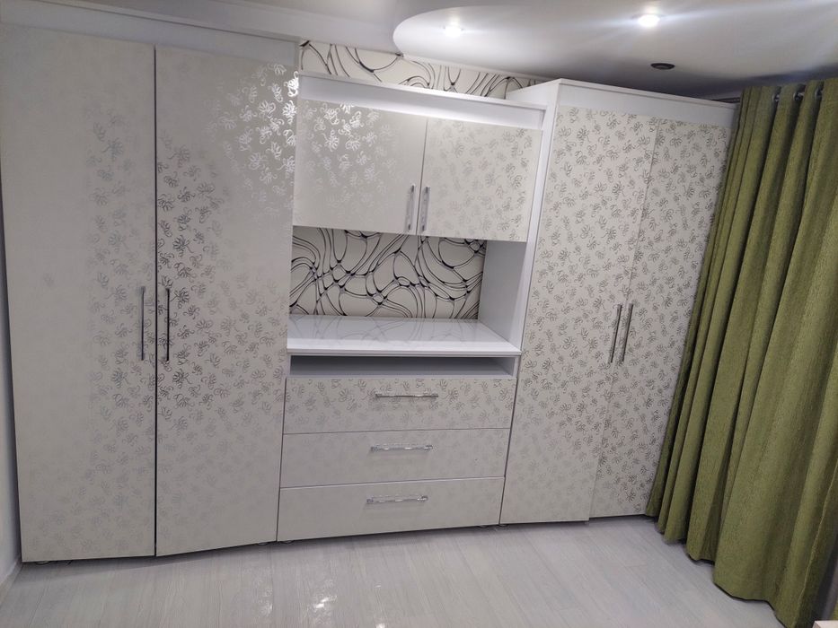 APARTAMENT  3  CAMERE  / Zonă  Centrală  /