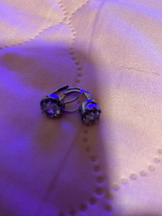 Vand inele, cercei si lantisoare de argint