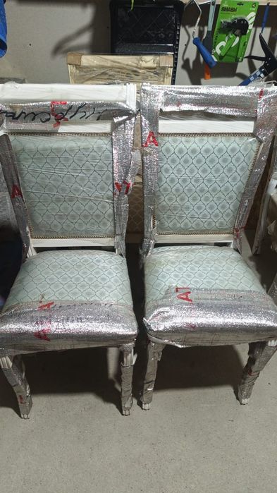 Продам стулья из дерева,новые