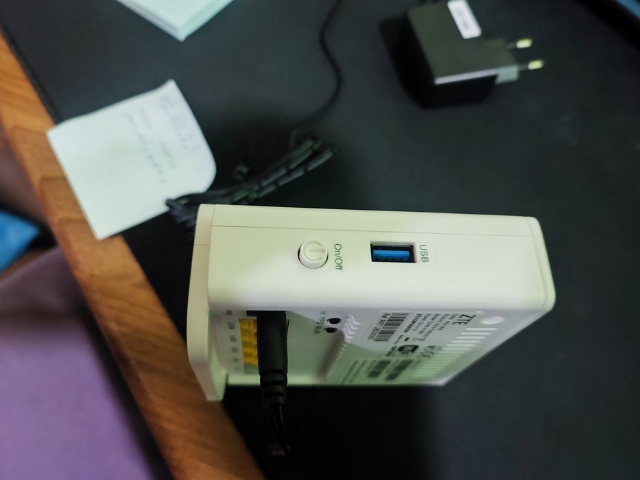 Рутер ZTE ZXHN H108N , с USB 3.0