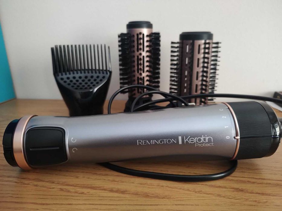 НОВА четка за сушене и стилизиране Remington AS8810 Keratin Protect